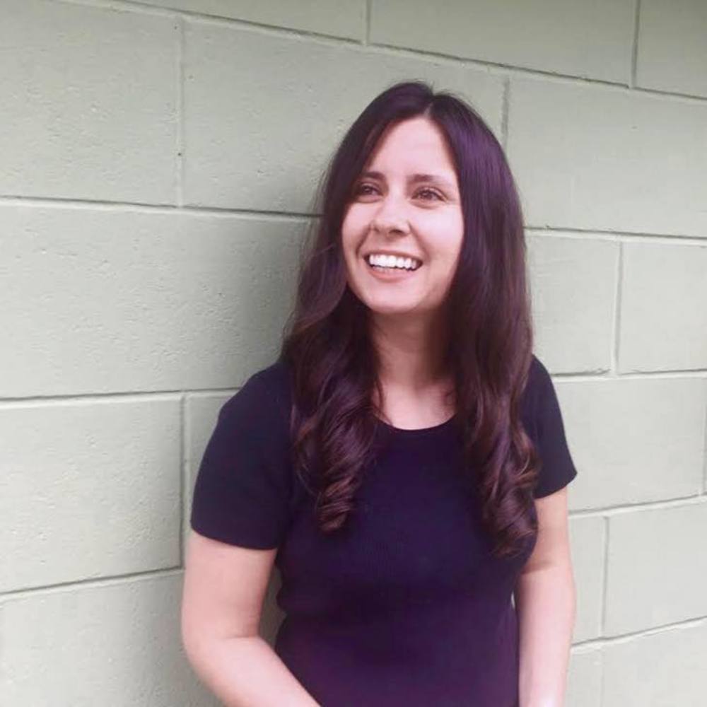 Meet your Posher, Estefani